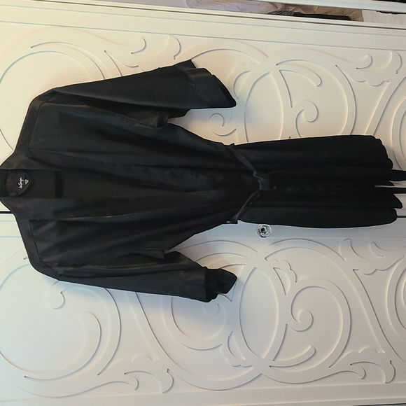 🌟3 for $30 🌟 La Senza Black Poly Bathrobe - L/XL - Picture 1 of 8